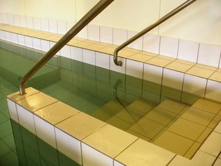 spa-pool-1233653